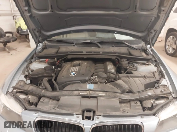 2011 BMW 3 Series 328i xDrive with VIN WBAPK5C56BA811034, listed as a IAAI auction lot 41870924 with 168,793 mi miles and . Bid and sale history available at DreamBid. Image 10.