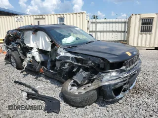 2022 Jeep Grand Cherokee Limited z VIN 1C4RJKBGXN8563673, wystawiony jako Copart lot #62004665 z przebiegiem 5 010 mil mil oraz Szkoda całkowita • Salvage title. Historia ofert i sprzedaży dostępna na DreamBid. Obrazek 4.