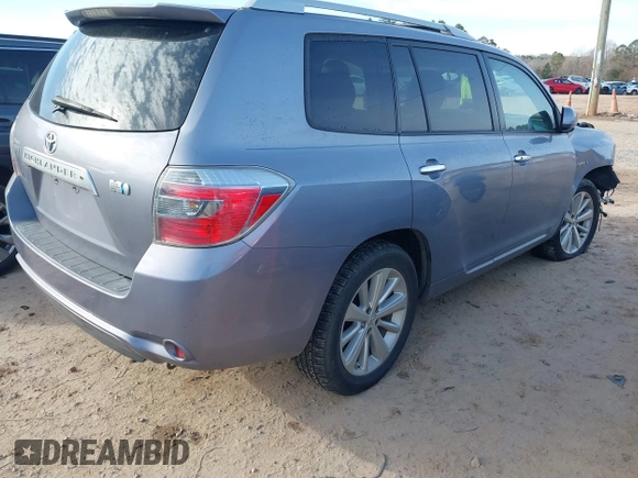 2008 Toyota Highlander Hybrid with VIN JTEEW41A282023570, listed as a IAAI auction lot 41600510 with 206,237 mi miles. Bid and sale history available at carsss.com. Image 4.