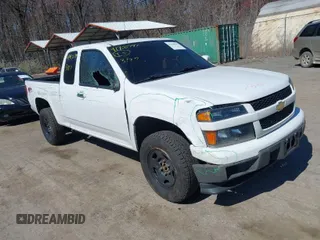 2012 Chevrolet Colorado z VIN 1GCJTBFE8C8165200, wystawiony jako IAAI lot #41900797 z przebiegiem 101 023 mil mil oraz . Historia ofert i sprzedaży dostępna na DreamBid. Obrazek 1.