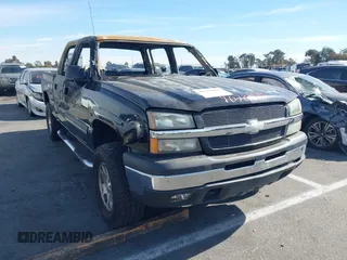 2005 Chevrolet Silverado 1500 LS z VIN 2GCEC13T051219853, wystawiony jako IAAI lot #41124114 z przebiegiem Nie podano mil oraz . Historia ofert i sprzedaży dostępna na DreamBid. Obrazek 1.