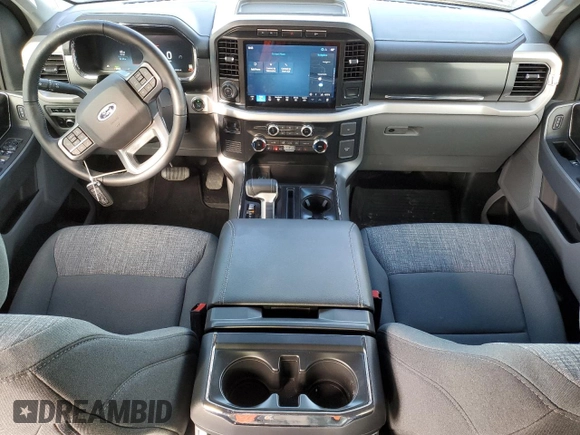 2023 Ford F-150 Lightning Pro с VIN 1FT6W1EV6PWG39428, выставлен на аукционе Copart как лот 46041815 с пробегом 3 396 миль миль и Списание • Salvage title. История ставок и продаж доступна на DreamBid. Изображение 8.