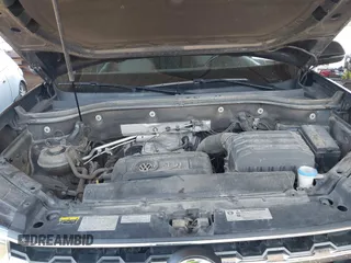 2018 Volkswagen Atlas SE with VIN 1V2CP2CA1JC600999, listed as a IAAI auction lot 42339421 with 133,490 mi miles and . Bid and sale history available at DreamBid. Image 10.