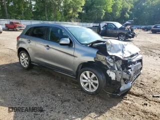 2015 Mitsubishi Outlander ES z VIN 4A4AP3AUXFE054428, wystawiony jako Copart lot #55333135 z przebiegiem 167 823 mil mil oraz Szkoda całkowita • Salvage title. Historia ofert i sprzedaży dostępna na DreamBid. Obrazek 4.
