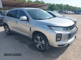 2024 Mitsubishi Outlander S z VIN JA4ARUAU8RU018801, wystawiony jako IAAI lot #42759479 z przebiegiem 17 840 mil mil oraz . Historia ofert i sprzedaży dostępna na DreamBid. Obrazek 1.