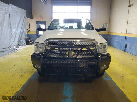 2015 Ram 2500 Laramie with VIN 3C6UR5NJ1FG614976, listed as a Copart auction lot 88724245 with 178,991 mi miles and Clean Title. Bid and sale history available at carsss.com. Image 5.