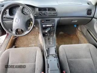 1996 Honda Accord LX with VIN 1HGCD5631TA289387, listed as a Copart auction lot 43986815 with 158,217 mi miles and Salvage Title. Bid and sale history available at DreamBid. Image 8.