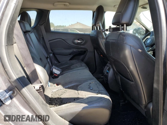 2020 Jeep Cherokee Latitude Plus с VIN 1C4PJLLB6LD545739, выставлен на аукционе Copart как лот 48554055 с пробегом 68 857 миль миль и Списание • Salvage title. История ставок и продаж доступна на DreamBid. Изображение 11.