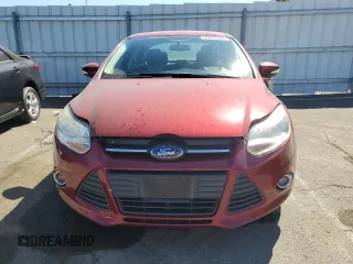 2014 Ford Focus SE with VIN 1FADP3F24EL391690, listed as a Copart auction lot 57019544 with 83,889 mi miles and Salvage Title. Bid and sale history available at carsss.com. Image 5.