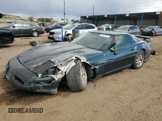 1993 Chevrolet Corvette z VIN 1G1YY23P3P5101698, wystawiony jako Copart lot #54692375 z przebiegiem Nie podano mil oraz Czysty tytuł • Clean title. Historia ofert i sprzedaży dostępna na DreamBid. Obrazek 1.