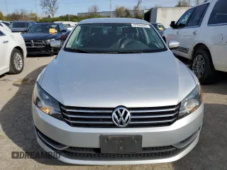 2013 Volkswagen Passat SE with VIN 1VWBH7A30DC131501, listed as a Copart auction lot 47934544 with 202,619 mi miles and Salvage Title. Bid and sale history available at carsss.com. Image 5.