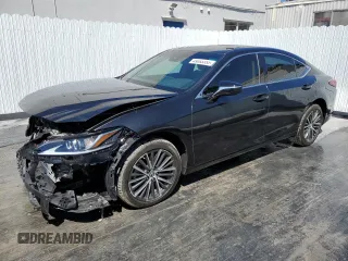 2025 Lexus ES with VIN 58ADZ1B1XSU187007, listed as a Copart auction lot 49093355 with 3,096 mi miles and Salvage Title. Bid and sale history available at carsss.com. Image 1.