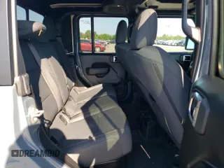 2024 Jeep Gladiator Sport z VIN 1C6HJTAG0RL117318, wystawiony jako Copart lot #67834434 z przebiegiem 2 331 mil mil oraz Szkoda całkowita • Salvage title. Historia ofert i sprzedaży dostępna na DreamBid. Obrazek 10.