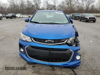 2018 Chevrolet Sonic LT z VIN 1G1JD6SB7J4102103, wystawiony jako Copart lot #85656674 z przebiegiem 29 877 mil mil oraz Szkoda całkowita • Salvage title. Historia ofert i sprzedaży dostępna na DreamBid. Obrazek 5.