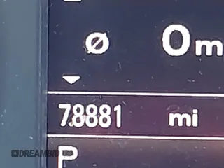 2017 Audi Q3 Premium Plus z VIN WA1JCCFS5HR003127, wystawiony jako IAAI lot #42060877 z przebiegiem 78 881 mil mil oraz . Historia ofert i sprzedaży dostępna na DreamBid. Obrazek 15.