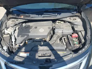 2015 Nissan Altima S with VIN 1N4AL3AP4FN301929, listed as a IAAI auction lot 42149690 with 212,706 mi miles and . Bid and sale history available at DreamBid. Image 10.