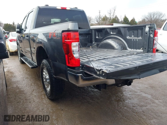 2020 Ford F-250 XL with VIN 1FT7W2BNXLEC88523, listed as a IAAI auction lot 41413956 with 64,787 mi miles and . Bid and sale history available at DreamBid. Image 3.