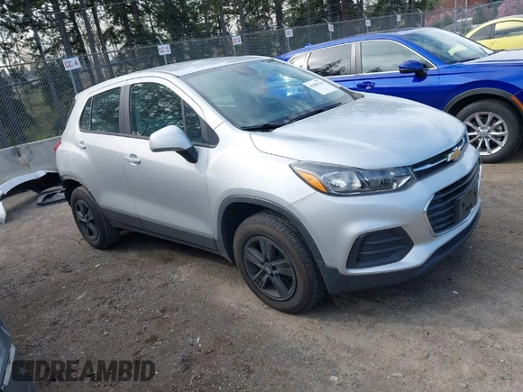 2020 Chevrolet Trax LS with VIN 3GNCJNSB5LL202191, listed as a IAAI auction lot 41885136 with 43,734 mi miles. Bid and sale history available at carsss.com. Image 1.