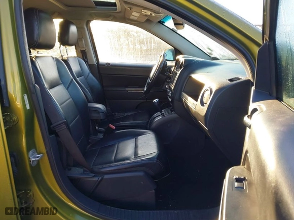 2012 Jeep Compass Limited with VIN 1C4NJCCB0CD555111, listed as a IAAI auction lot 41622511 with 156,591 mi miles. Bid and sale history available at carsss.com. Image 5.
