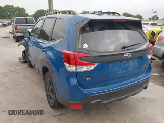 2024 Subaru Forester Wilderness with VIN JF2SKAJC4RH516833, listed as a IAAI auction lot 42115006 with 23,676 mi miles and . Bid and sale history available at DreamBid. Image 3.