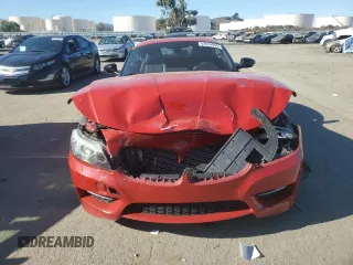 2012 BMW Z4 sDrive35is with VIN WBALM1C58CE633610, listed as a Copart auction lot 42824955 with 84,901 mi miles and Salvage Title. Bid and sale history available at carsss.com. Image 5.
