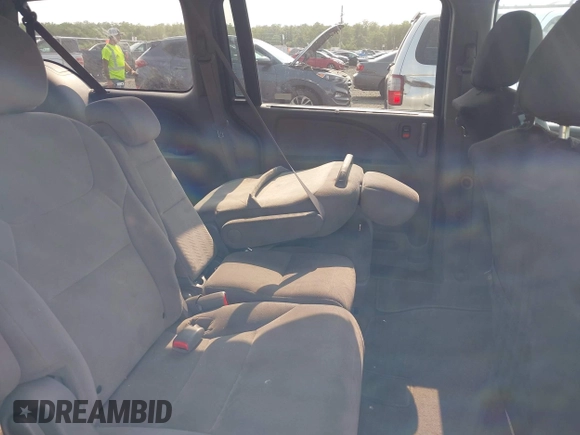 2009 Honda Odyssey EX с VIN 5FNRL38439B016120, выставлен на аукционе IAAI как лот 42394180 с пробегом 173 411 миль миль и . История ставок и продаж доступна на DreamBid. Изображение 8.