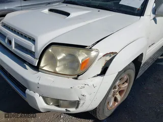 2005 Toyota 4Runner SR5 with VIN JTEZU14RX50045069, listed as a IAAI auction lot 41988273 with 245,152 mi miles. Bid and sale history available at carsss.com. Image 6.