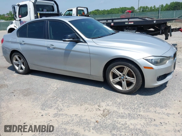 2013 BMW 3 Series 328i xDrive with VIN WBA3B3C52DJ975970, listed as a IAAI auction lot 42280624 with 2,262,225 mi miles and . Bid and sale history available at DreamBid. Image 15.