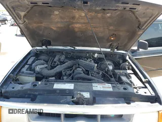 1993 Ford Ranger STX z VIN 1FTCR14A6PPB80601, wystawiony jako IAAI lot #42436006 z przebiegiem 59 656 mil mil oraz . Historia ofert i sprzedaży dostępna na DreamBid. Obrazek 10.