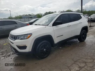 2018 Jeep Compass Sport z VIN 3C4NJDAB4JT440852, wystawiony jako Copart lot #54449415 z przebiegiem 122 600 mil mil oraz Nie do naprawy • Non repairable. Historia ofert i sprzedaży dostępna na DreamBid. Obrazek 1.
