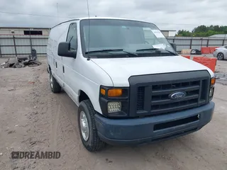 2014 Ford Econoline Cargo Commercial with VIN 1FTNE2EL9EDA25209, listed as a IAAI auction lot 42046588 with 131,520 mi miles. Bid and sale history available at carsss.com. Image 1.