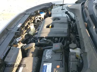 2020 Hyundai Kona SEL z VIN KM8K22AA1LU524515, wystawiony jako IAAI lot #43001451 z przebiegiem 50 517 mil mil oraz . Historia ofert i sprzedaży dostępna na DreamBid. Obrazek 19.