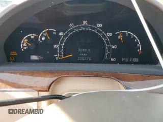 2006 Mercedes-Benz S 500 with VIN WDBNG84JX6A476485, listed as a Copart auction lot 77179734 with 229,079 mi miles and Clean title. Bid and sale history available at DreamBid. Image 9.