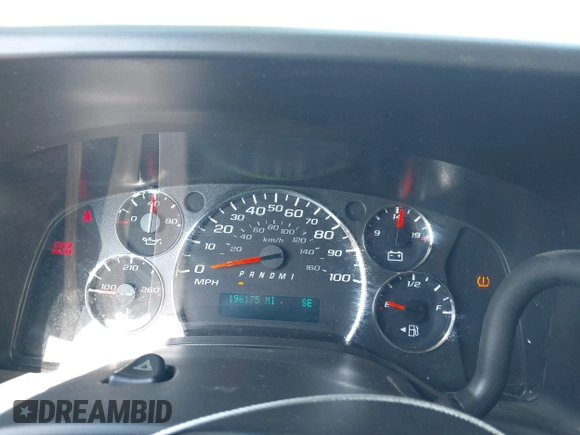 2013 Chevrolet Express Passenger LT with VIN 1GAZG1FG6D1143671, listed as a IAAI auction lot 41778148 with 196,175 mi miles and . Bid and sale history available at DreamBid. Image 7.
