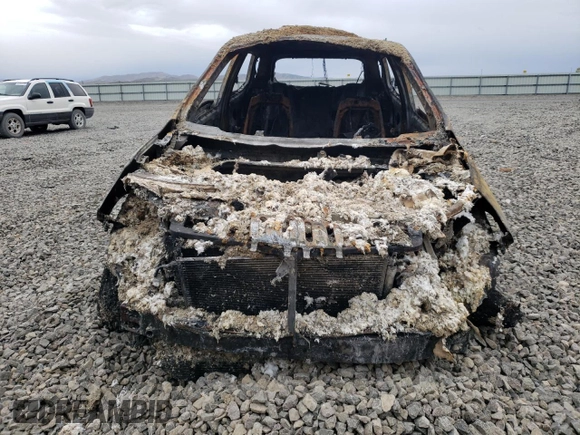2019 Chevrolet Equinox Premier z VIN 3GNAXXEV9KL267664, wystawiony jako Copart lot #54508245 z przebiegiem Nie podano mil oraz Nie do naprawy • Non repairable. Historia ofert i sprzedaży dostępna na DreamBid. Obrazek 5.