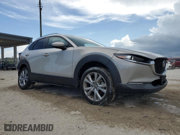 2023 Mazda CX-30 S Select z VIN 3MVDMBBM2PM530400, wystawiony jako Copart lot #58614645 z przebiegiem 26 332 mil mil oraz Szkoda całkowita • Salvage title. Historia ofert i sprzedaży dostępna na DreamBid. Obrazek 4.