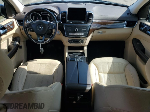 2017 Mercedes-Benz GLS 450 z VIN 4JGDF6EE6HA983517, wystawiony jako Copart lot #58035615 z przebiegiem 89 565 mil mil oraz Szkoda całkowita • Salvage title. Historia ofert i sprzedaży dostępna na DreamBid. Obrazek 8.