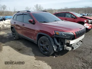 2019 Jeep Cherokee Latitude Plus with VIN 1C4PJMLX8KD369356, listed as a Copart auction lot 45351885 with 134,633 mi miles and Salvage Title. Bid and sale history available at carsss.com. Image 4.