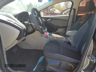 2012 Ford Focus SE with VIN 1FAHP3F29CL462087, listed as a Copart auction lot 50381875 with 95,306 mi miles and Salvage Title. Bid and sale history available at carsss.com. Image 7.