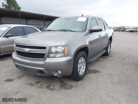 2009 Chevrolet Avalanche LT w/2LT with VIN 3GNFK22029G214307, listed as a IAAI auction lot 41529658 with 277,888 mi miles. Bid and sale history available at carsss.com. Image 17.