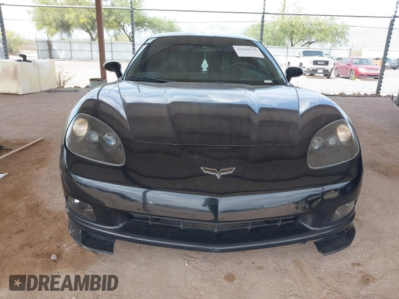 2005 Chevrolet Corvette with VIN 1G1YY24U255101774, listed as a IAAI auction lot 41964756 with 136,116 mi miles. Bid and sale history available at carsss.com. Image 12.