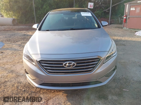 2015 Hyundai Sonata 2.4L Sport with VIN 5NPE34AF4FH019959, listed as a IAAI auction lot 41020000 with 129,535 mi miles. Bid and sale history available at carsss.com. Image 12.