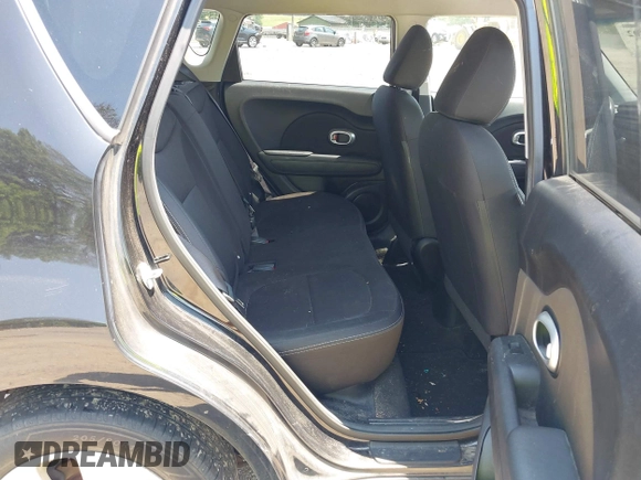2016 Kia Soul z VIN KNDJN2A27G7838917, wystawiony jako IAAI lot #42458302 z przebiegiem 161 277 mil mil oraz . Historia ofert i sprzedaży dostępna na DreamBid. Obrazek 8.