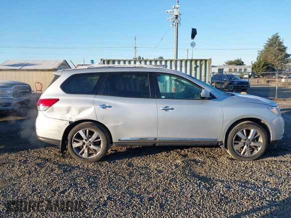 2014 Nissan Pathfinder Platinum with VIN 5N1AR2MM9EC676855, listed as a IAAI auction lot 41450200 with 142,322 mi miles and . Bid and sale history available at DreamBid. Image 13.
