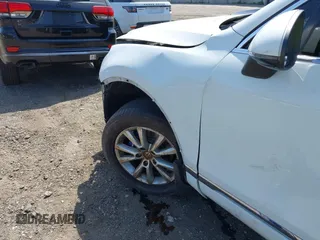 2013 Volkswagen Touareg Sport с VIN WVGEP9BP4DD013215, выставлен на аукционе IAAI как лот 42154801 с пробегом 159 556 миль миль и . История ставок и продаж доступна на DreamBid. Изображение 20.