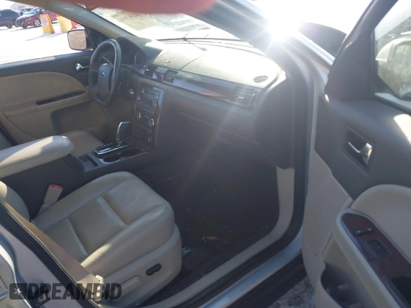 2009 Ford Taurus SEL with VIN 1FAHP24W89G104559, listed as a IAAI auction lot 41363916 with 89,297 mi miles. Bid and sale history available at carsss.com. Image 5.