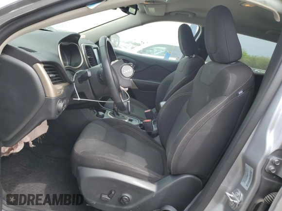2017 Jeep Cherokee Latitude с VIN 1C4PJMCB6HD213958, выставлен на аукционе Copart как лот 53686715 с пробегом Не указан миль и Списание • Salvage title. История ставок и продаж доступна на DreamBid. Изображение 7.