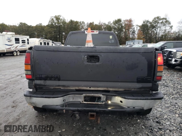 2007 GMC Sierra 3500 DRW Work Trk z VIN 1GTJK33D87F124104, wystawiony jako Copart lot #80835084 z przebiegiem 321 629 mil mil oraz Szkody całkowita. Historia ofert i sprzedaży dostępna na DreamBid. Obrazek 6.