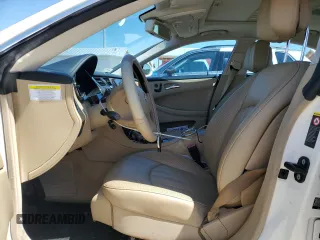 2007 Mercedes-Benz CLS-Class 5.5L with VIN WDDDJ72X17A085037, listed as a Copart auction lot 73697284 with 0 mi miles and Non Repairable. Bid and sale history available at carsss.com. Image 7.
