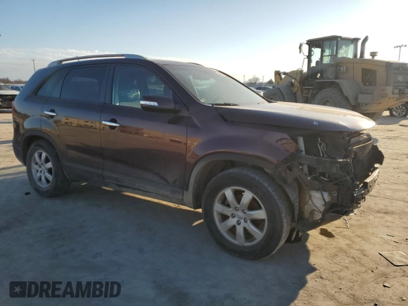 2013 Kia Sorento LX with VIN 5XYKT4A28DG327219, listed as a Copart auction lot 46298765 with 178,217 mi miles and Salvage Title. Bid and sale history available at carsss.com. Image 4.